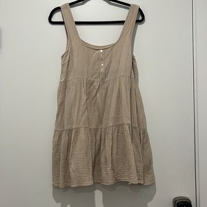 URBAN OUTFITTERS: Flowy Dress